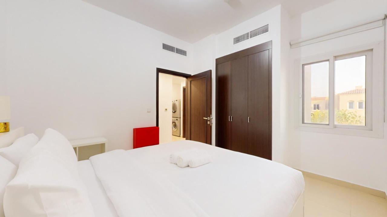 Bella Casa At Serena - Peaceful Three Bed Dubai
