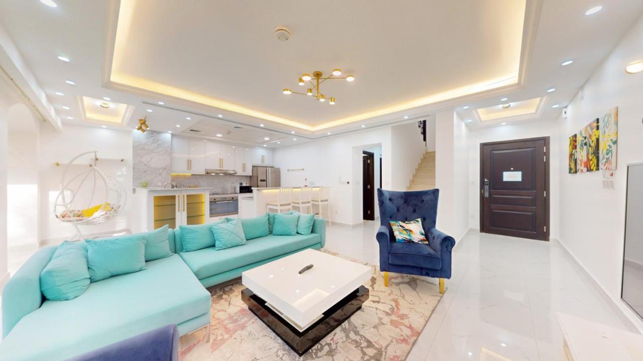 Bella Casa At Serena - Peaceful Three Bed Bahay bakasyunan Dubai